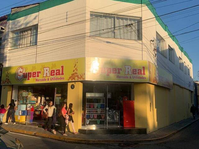 #83 - Ponto Comercial para Venda em Jacareí - SP