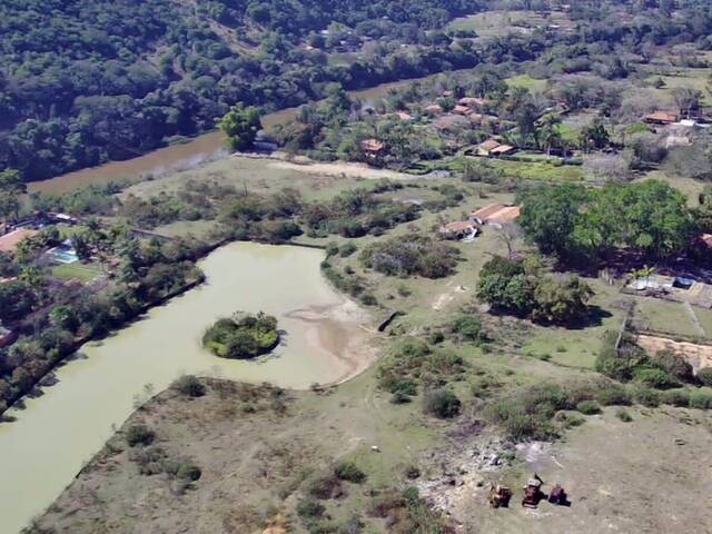 Área para Venda em Guararema - 2